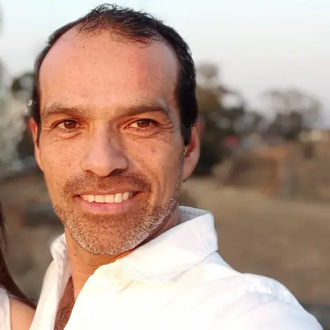 Paris Huitrón